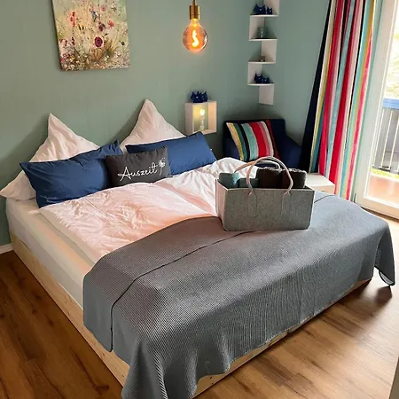 Haus Wichtelwald 度假居 *